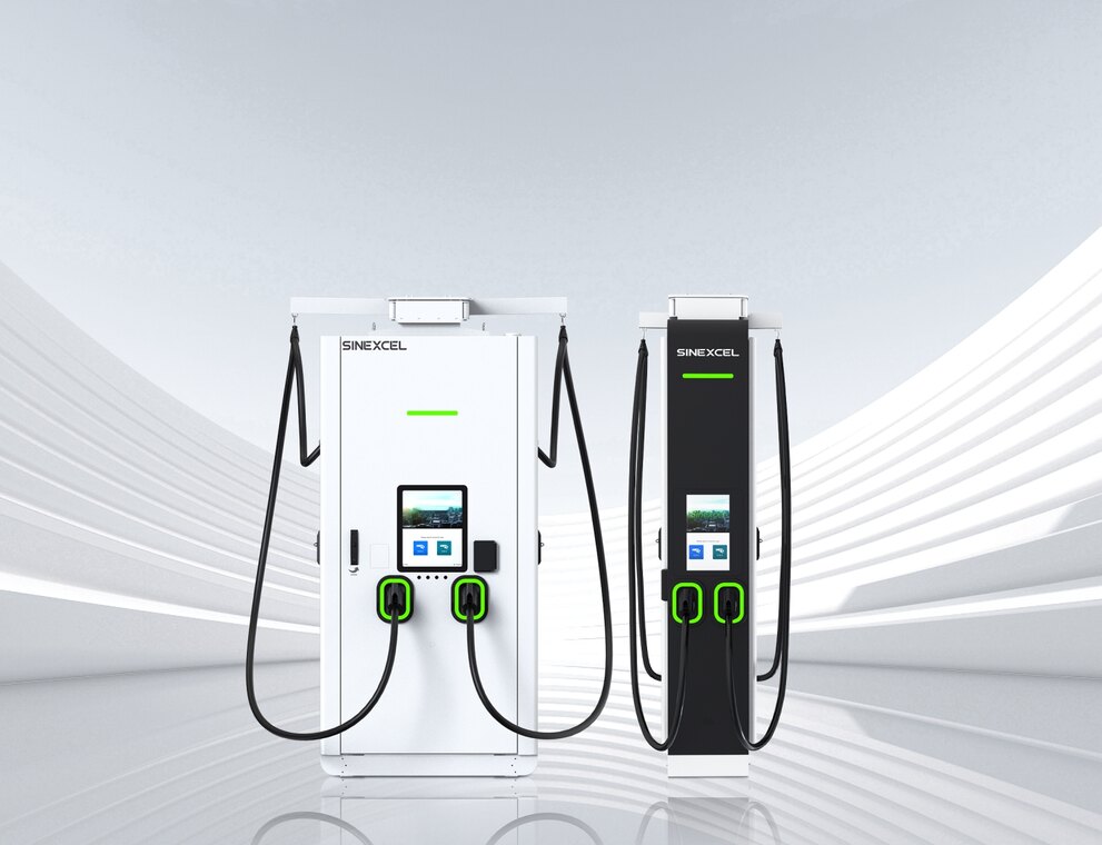 Sinexcel SEC 640 all-in-one DC charger beside an external dispenser